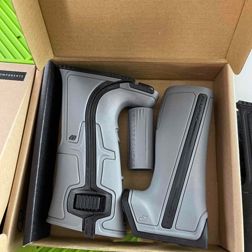 T2 grey r5 grips