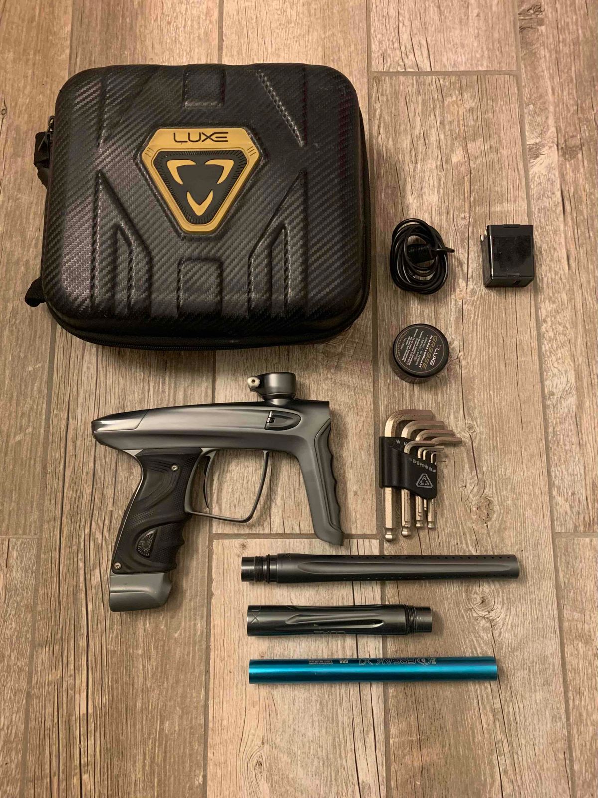 DLX TM40