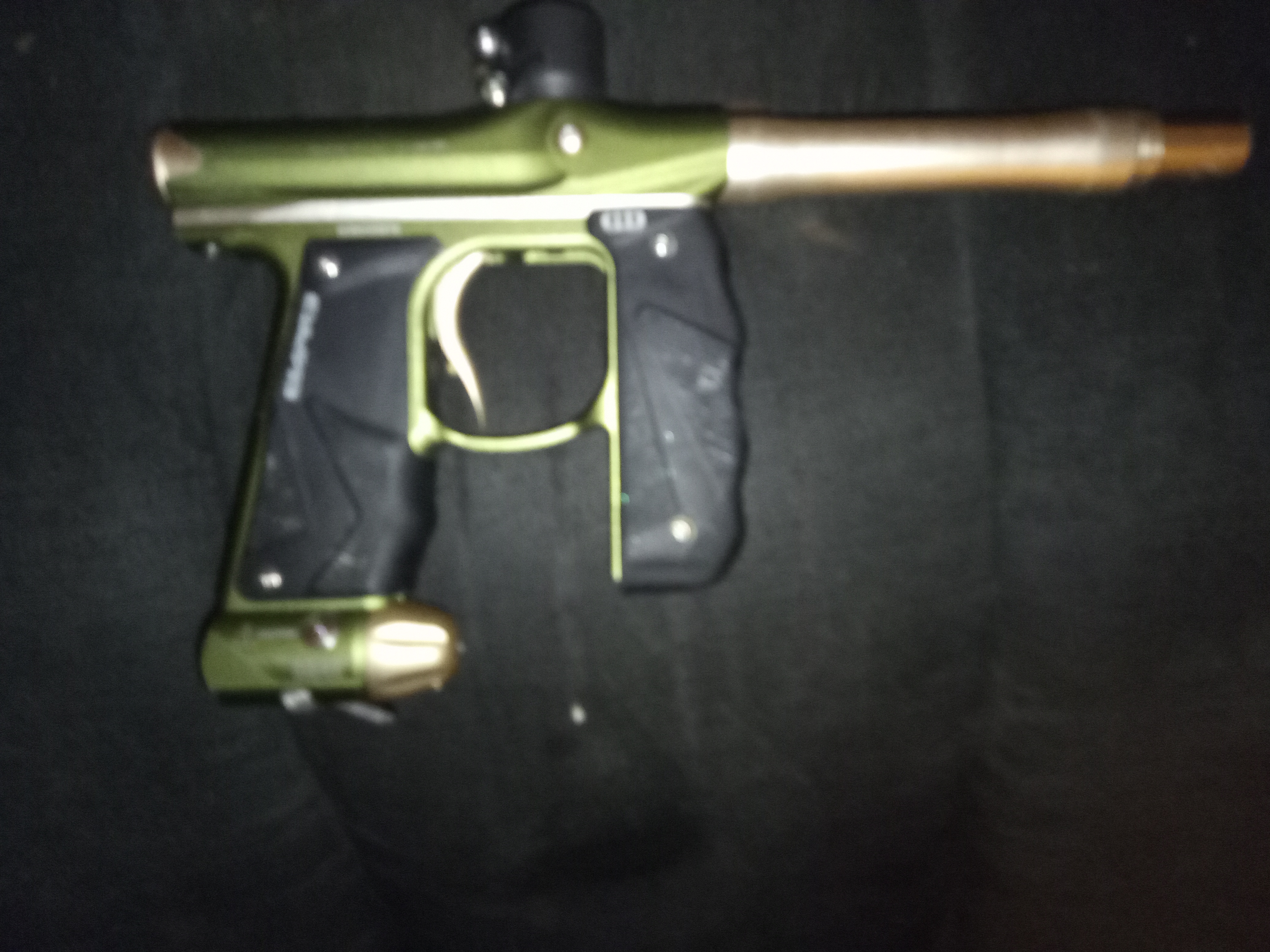 Paintball gun