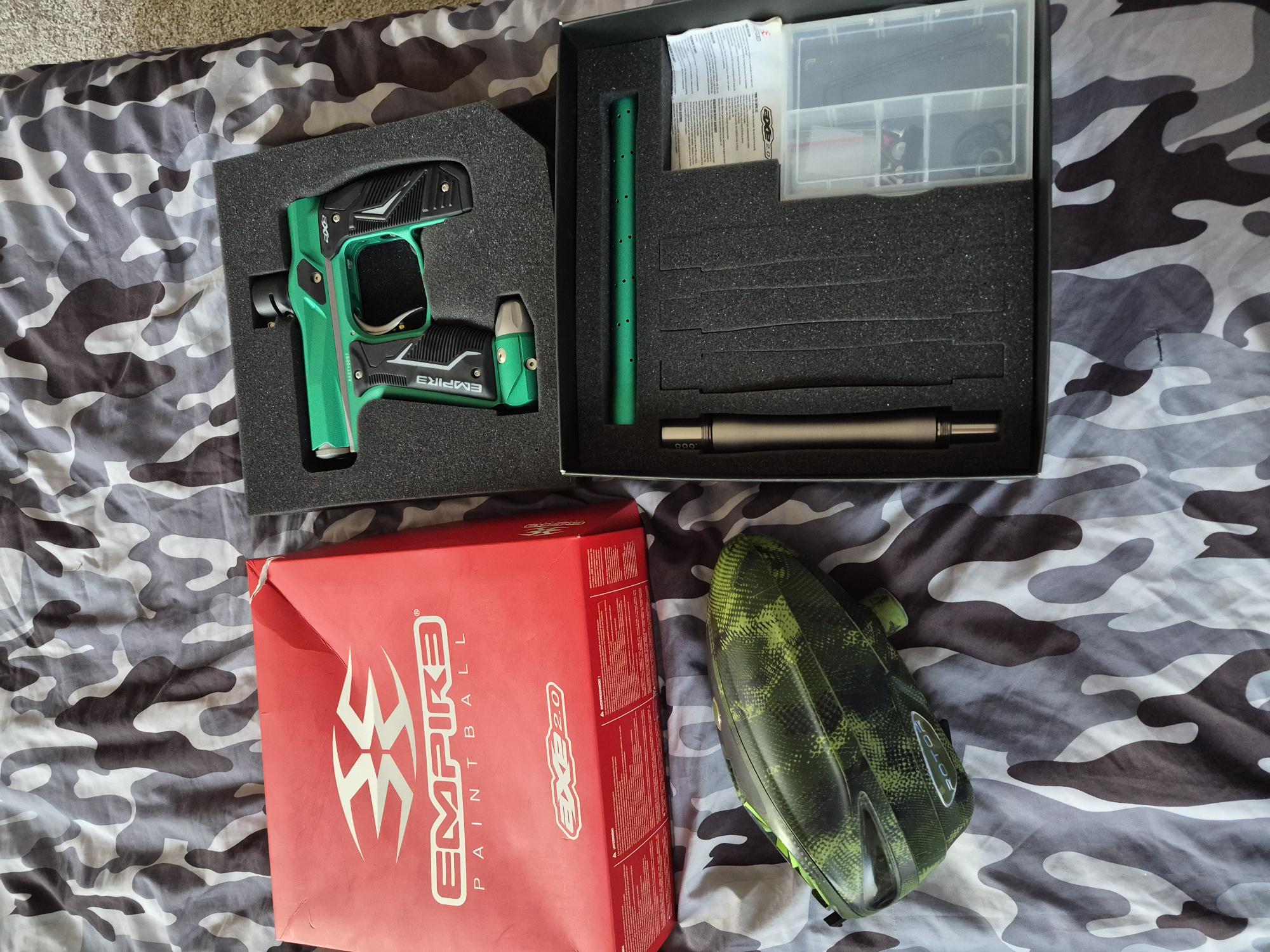 New Axe 2.0 W/ Dye Rotor Hopper