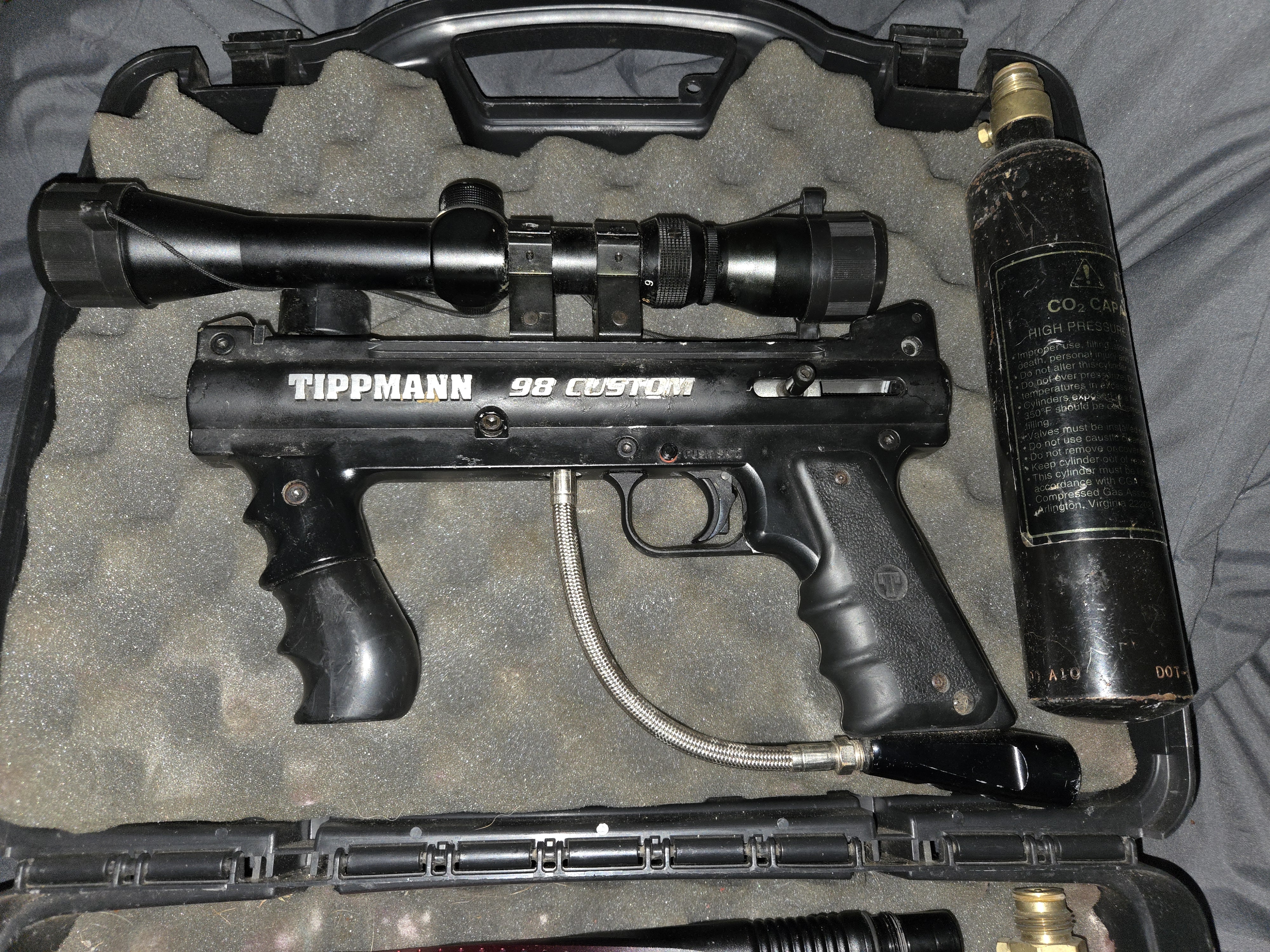 Paintball Starter Lot – Tippmann 98 Custom with scope and foregrip & Spyder Imagine with 2 co2 tanks and aftermarket barrel 