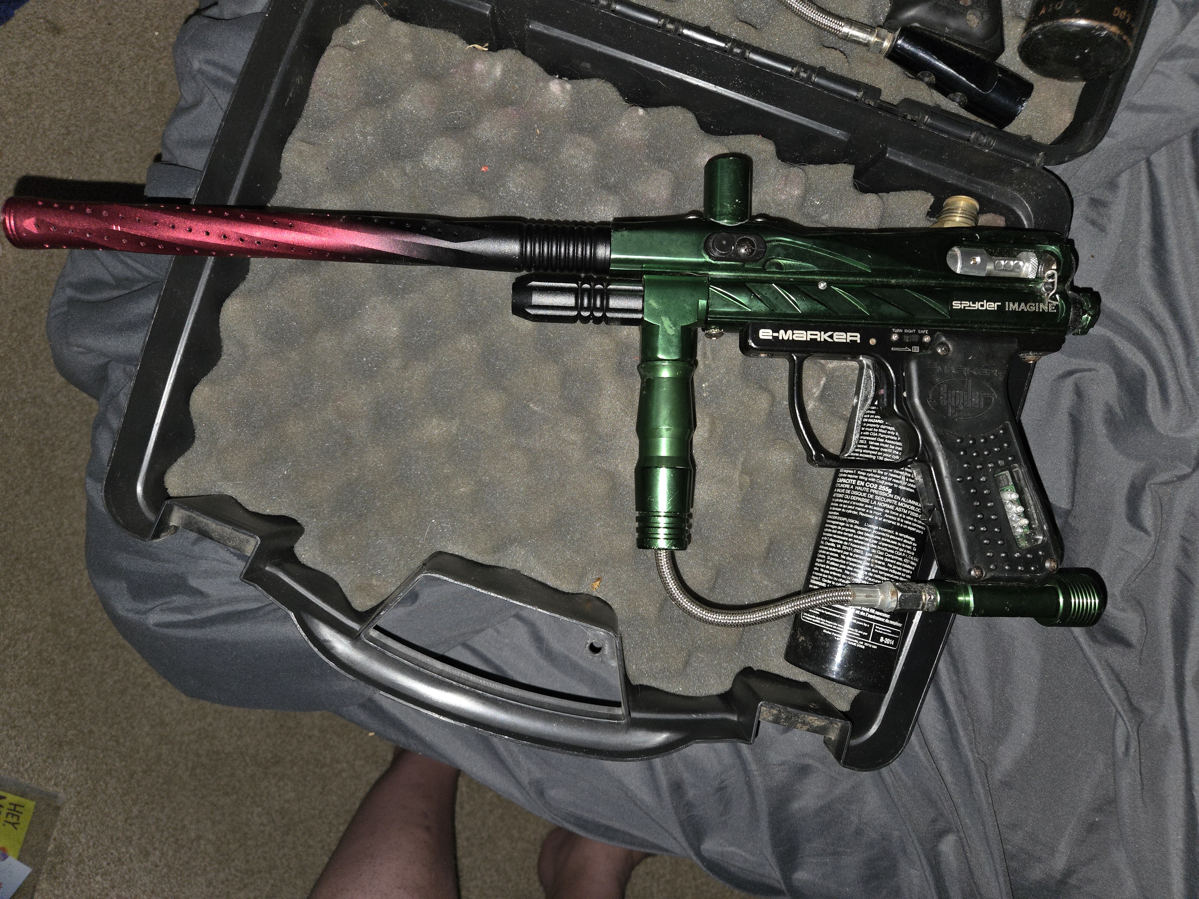 Paintball Starter Lot – Tippmann 98 Custom with scope and foregrip & Spyder Imagine with 2 co2 tanks and aftermarket barrel 