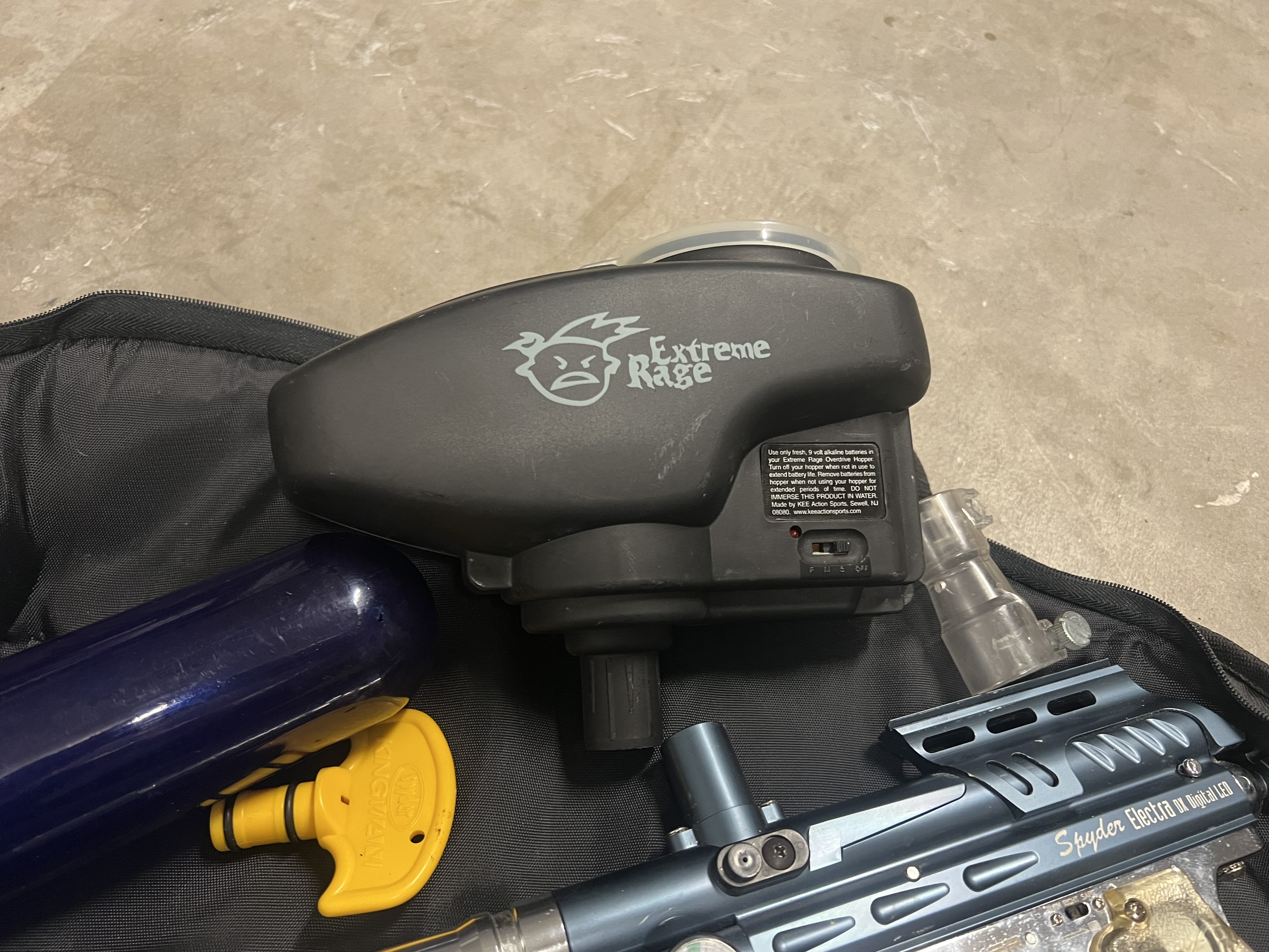 Spyder Electra DX digital paintball gun
