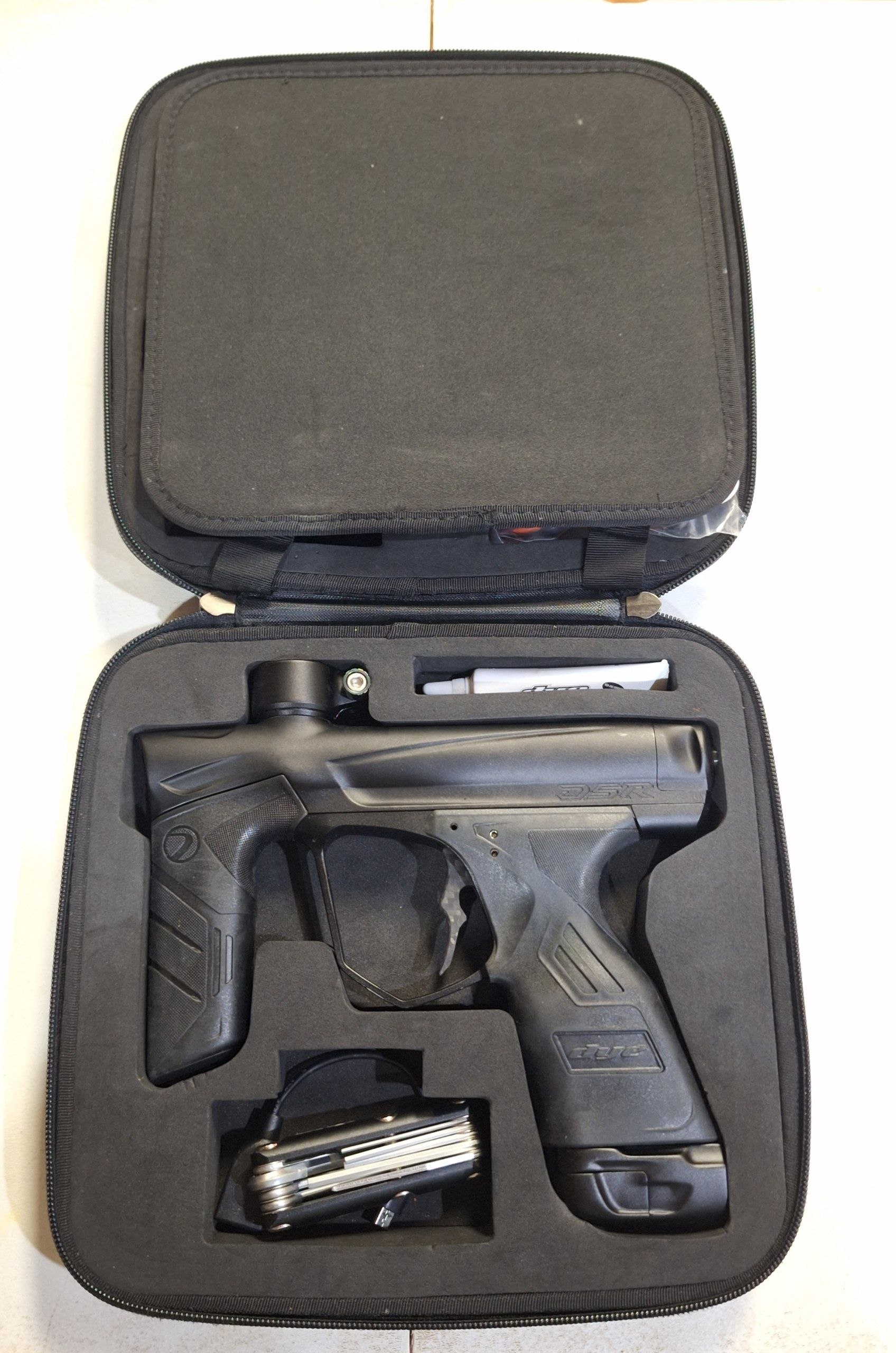 Dye DSR Blackout'Carbon'