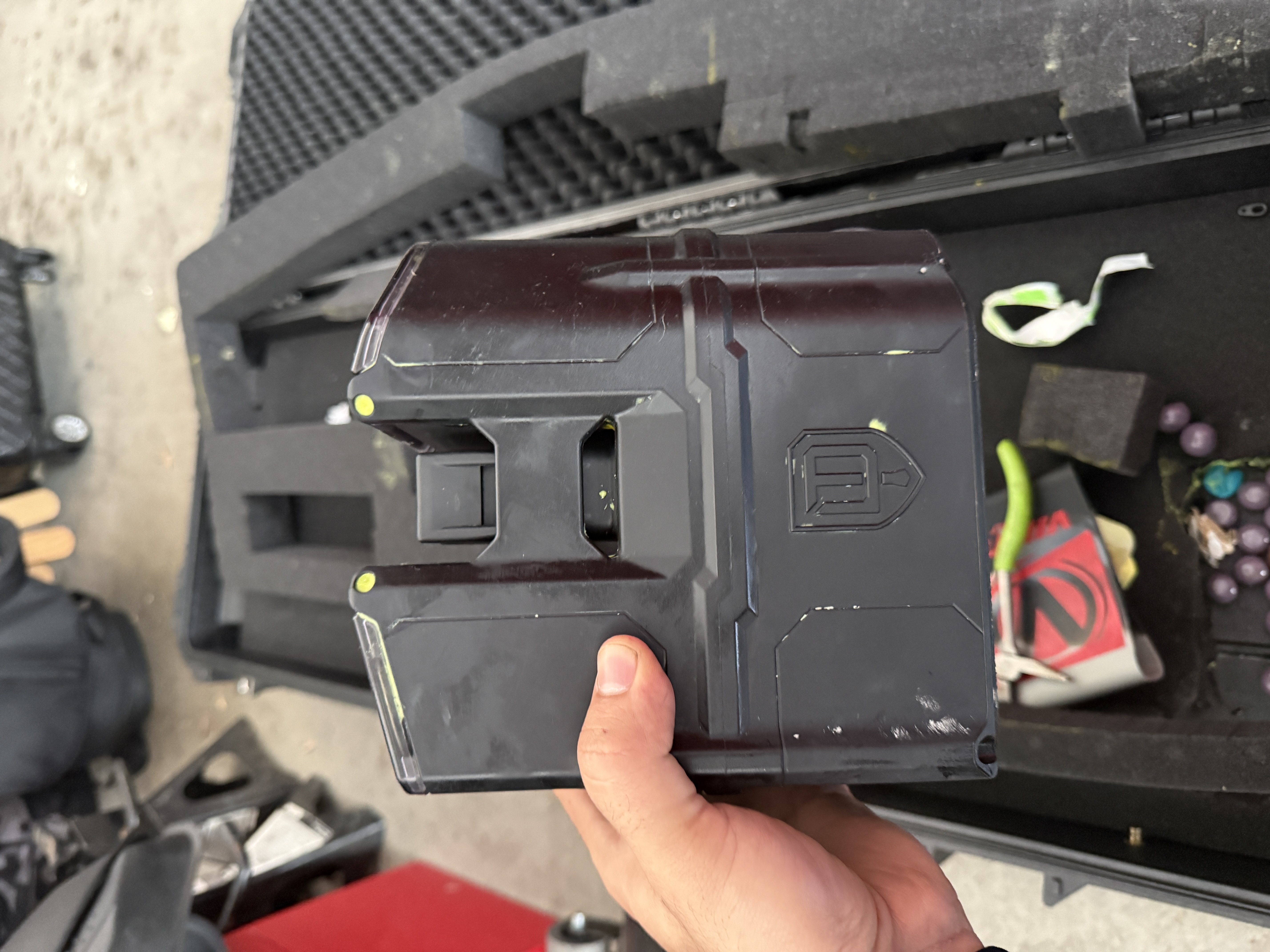 Dye box rotor mag