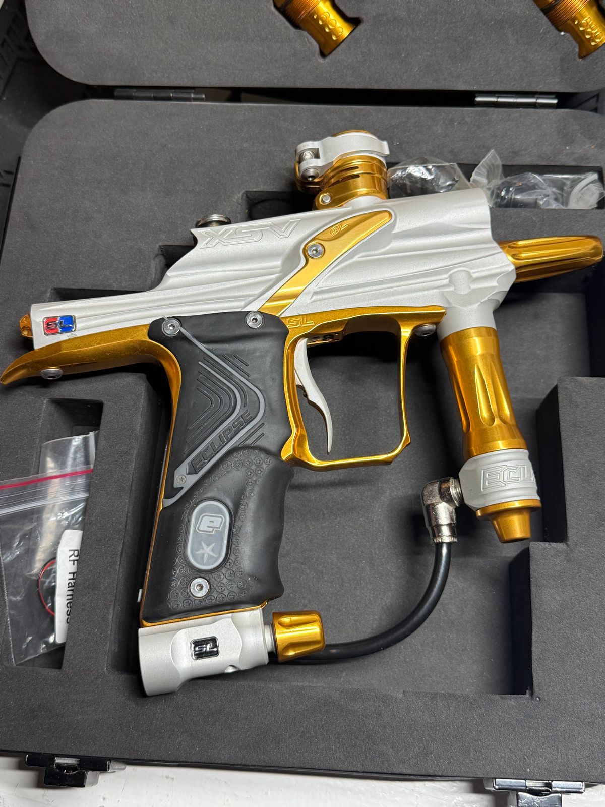 XSV SL74 White & Gold 1/20 