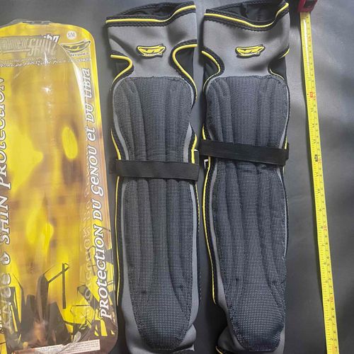 Vintage JT  Paintball Knee & Shin Pads - Size Small/medium  - New Oldstock