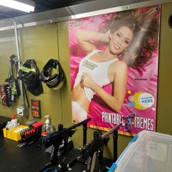 Keely Watson PB2X Banner - Mint 