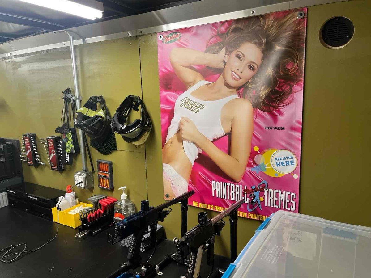 Keely Watson PB2X Banner - Mint 