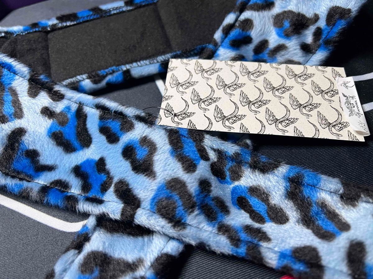 Angel Headband - Blue Snow Leopard - New oldstock