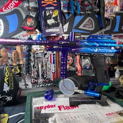 Kingman Spyder Flash  With Case, Matching Barrel & Accessories - Mint Condition