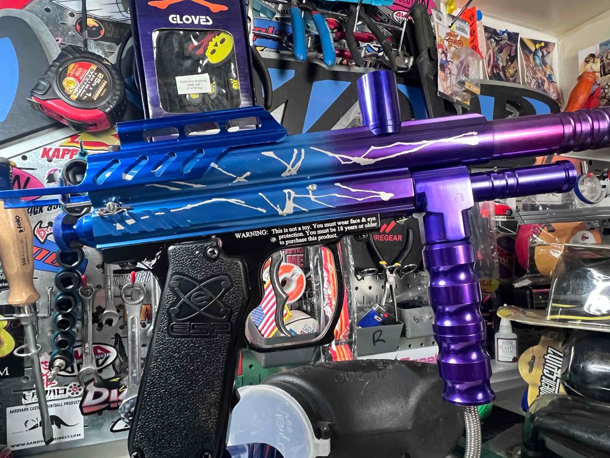 Kingman Spyder Flash  With Case, Matching Barrel & Accessories - Mint Condition