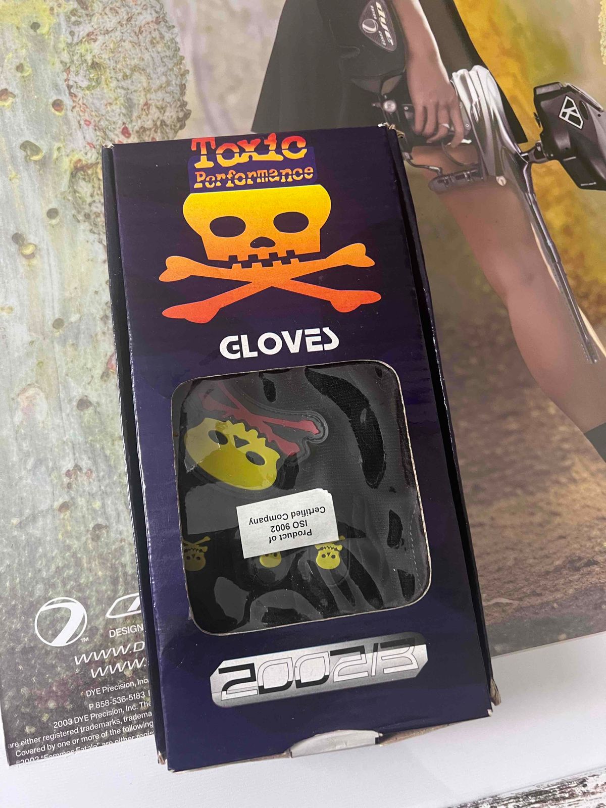 Toxic Performance Gloves - XL - New oldstock