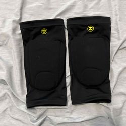 Infamous ProDNA Knee Pads