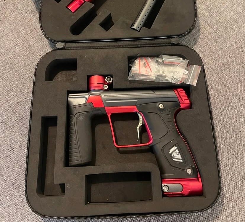 Planet eclipse gtek 170r paintball marker