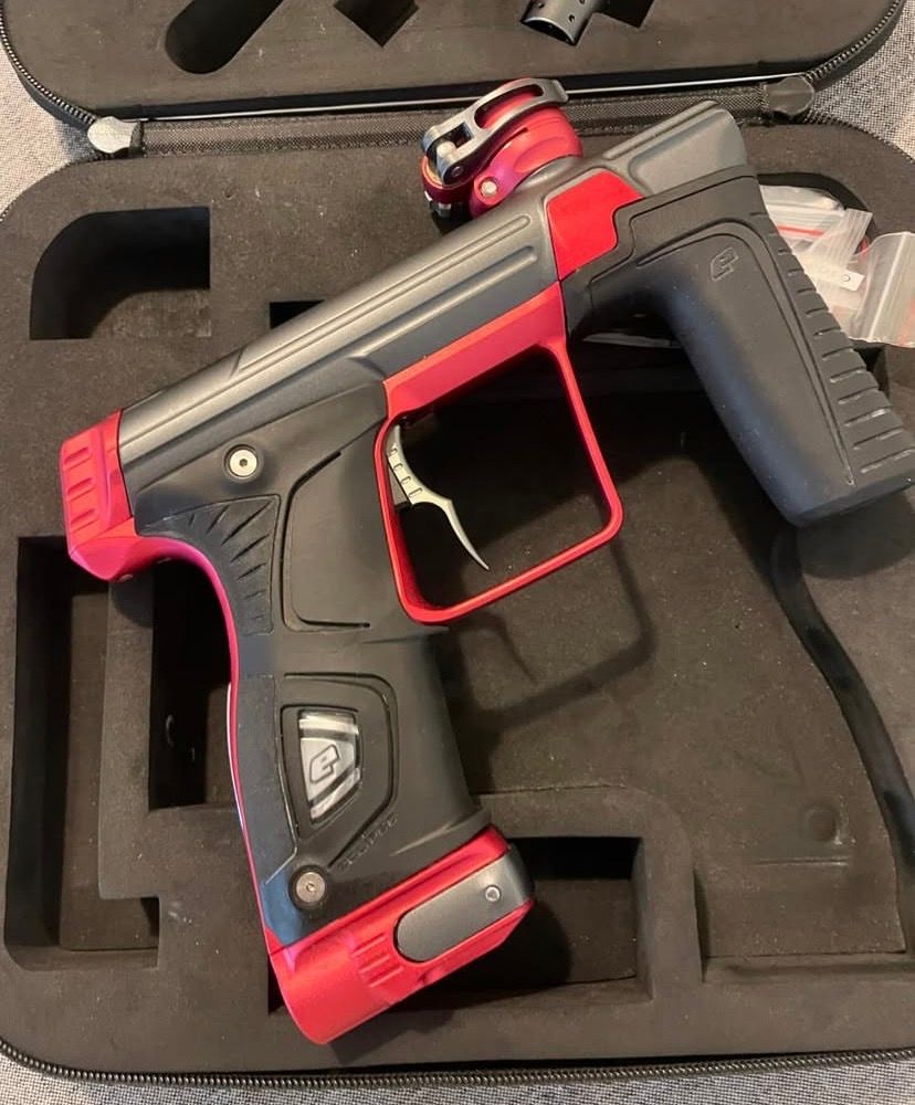 Planet eclipse gtek 170r paintball marker