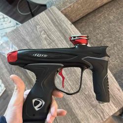 Dye M2