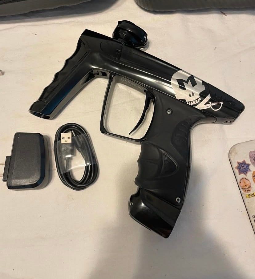 DIx luxe x paintball marker