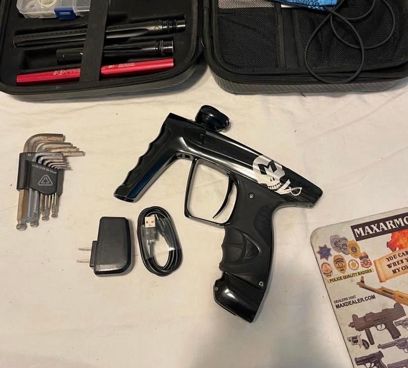 DIx luxe x paintball marker