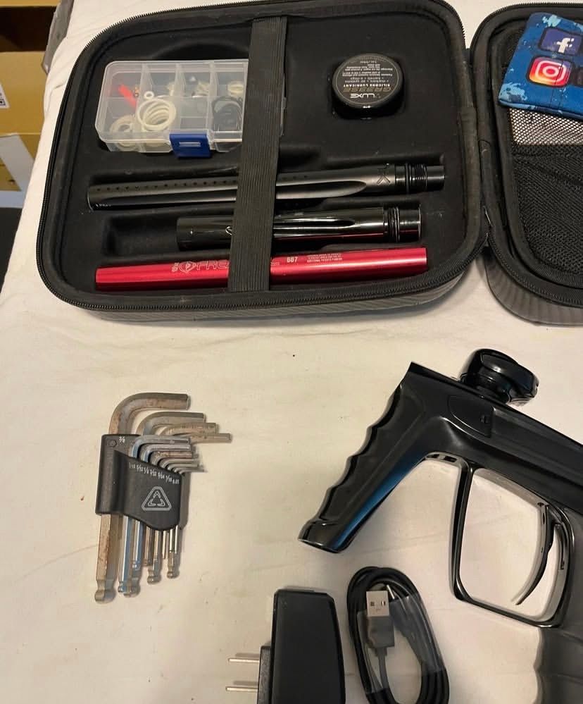 DIx luxe x paintball marker