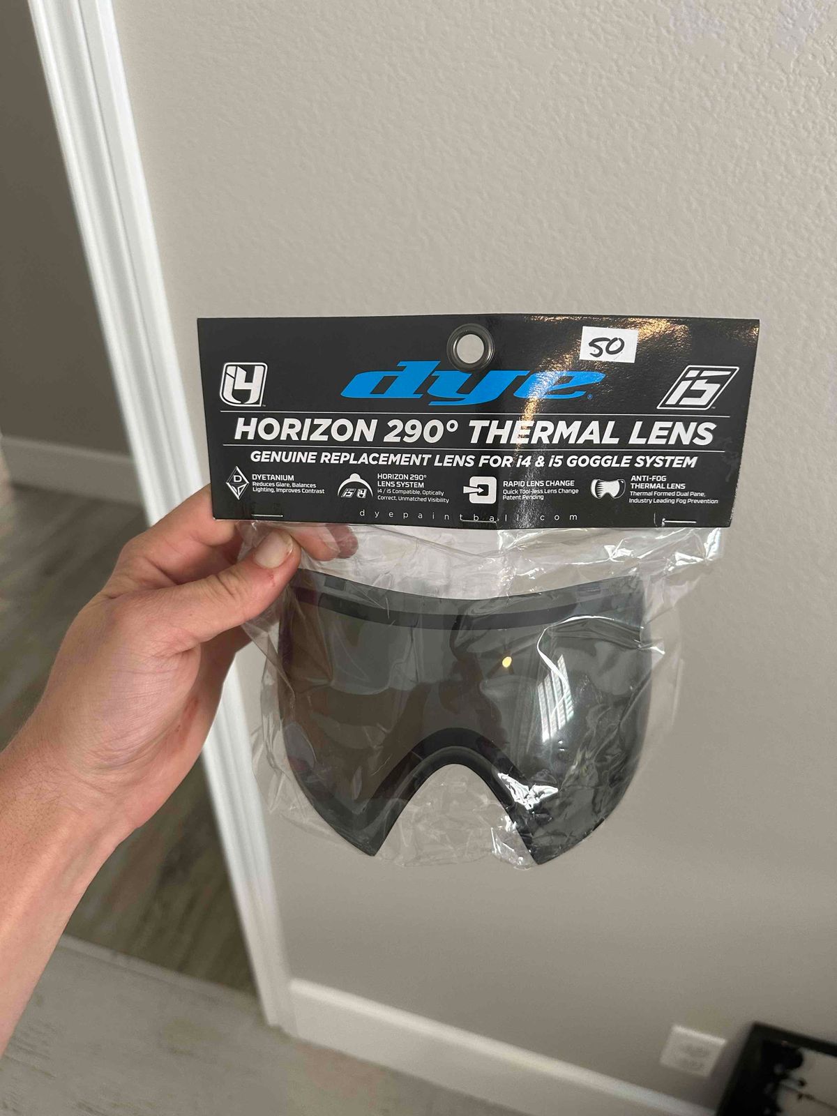 Brand New Dye I5 (black/onyx) + BNIP SMOKE LENS!