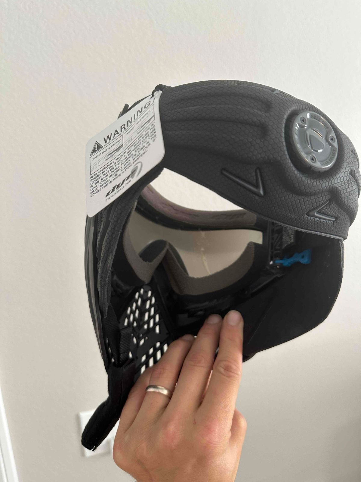 Brand New Dye I5 (black/onyx) + BNIP SMOKE LENS!