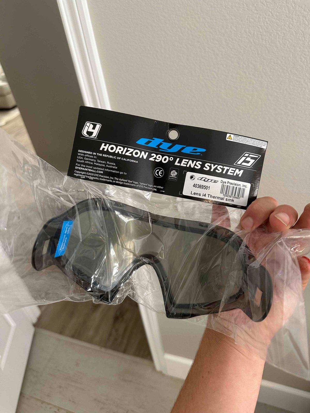 Brand New Dye I5 (black/onyx) + BNIP SMOKE LENS!