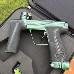 Dark CS3 Pro - Sage