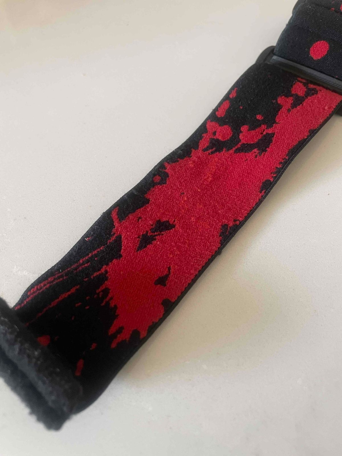 Violence Bloodsplatter Strap 