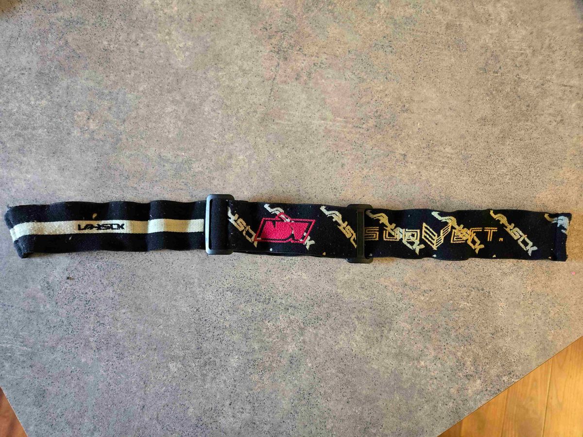 Pink frame flex, H2k strap, Laysck strap