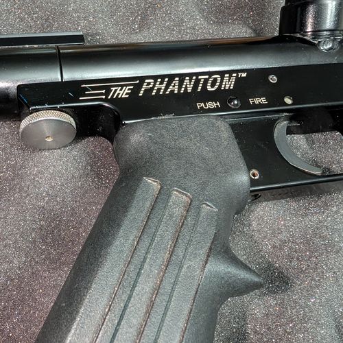 Black CCI Phantom 
