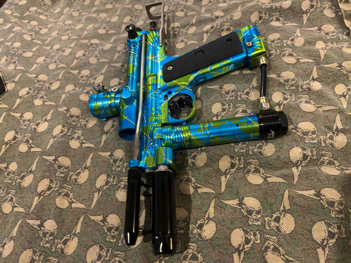 F5 Twister Autococker