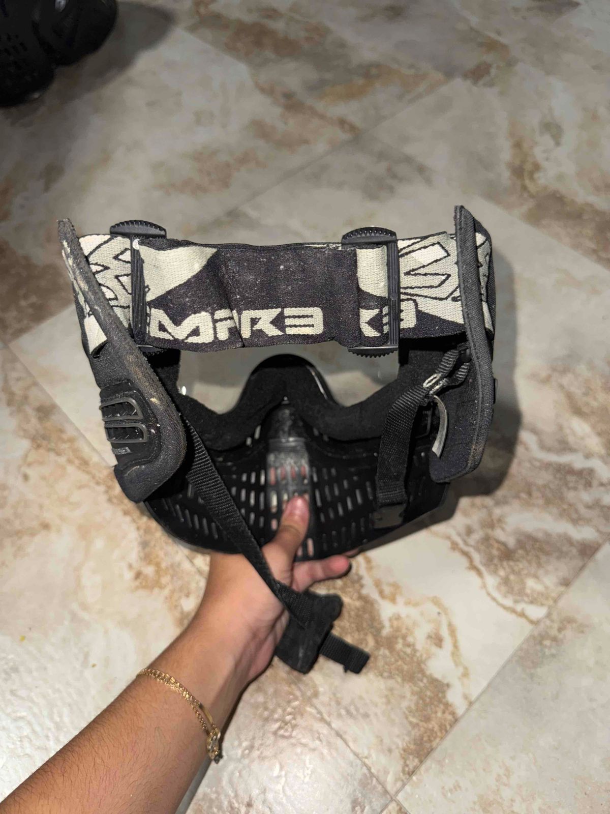Random Masks