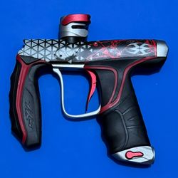 EMPIRE AXE SYX 1.5 PAINTBALL GUN KIT/Package - Red/SILVER/BLACK W/ 48/3000 BOTTLE