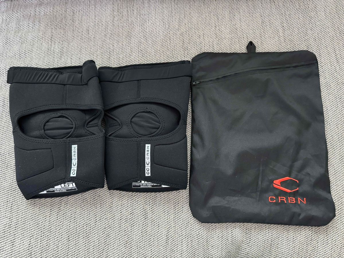 CC Knee Pads Black