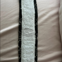 UNIQUE H HEADBAND NEW