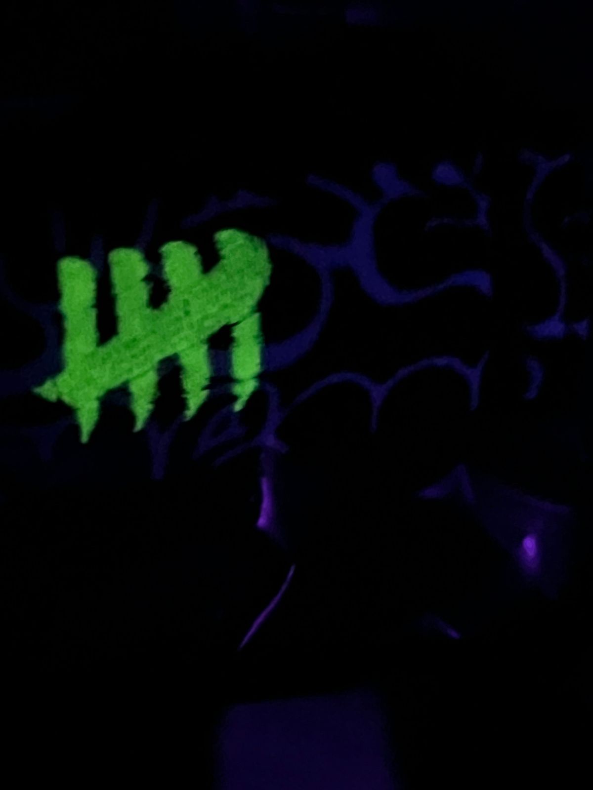 ENEMY OF THE STATE GRAFFITI STRAP ALL UV GLOW HASH NEW