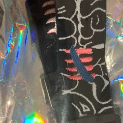 Enemy of the state, graffiti strap, Harley Quinn” New