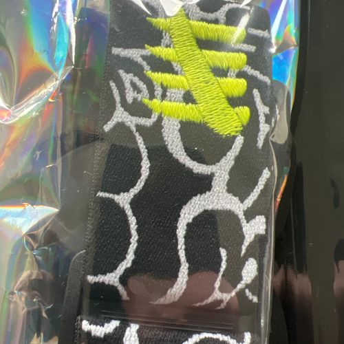 ENEMY OF THE STATE UV GLOW GRAFFITI STRAP NEW