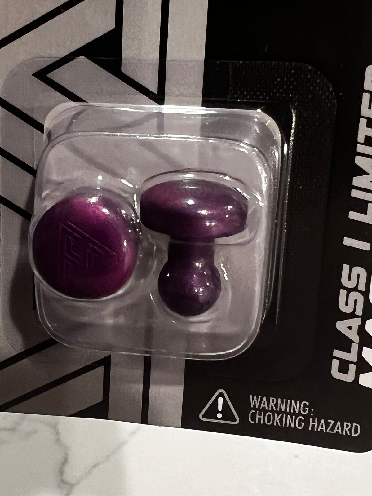 Thirty three threads “Kanola” plugs New