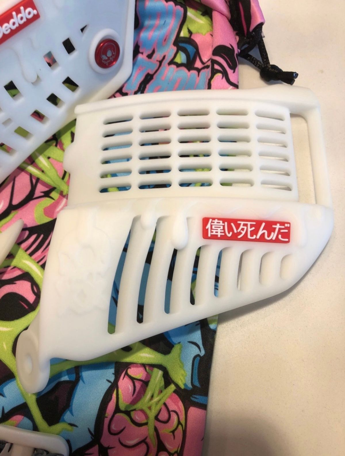 SUPER DEAD SUNDZAZE PRIMO WHITE COMBO 50” BRAND NEW MASK SET BOTTOMS/ EARS/ GOGGLE STRAP, BAG