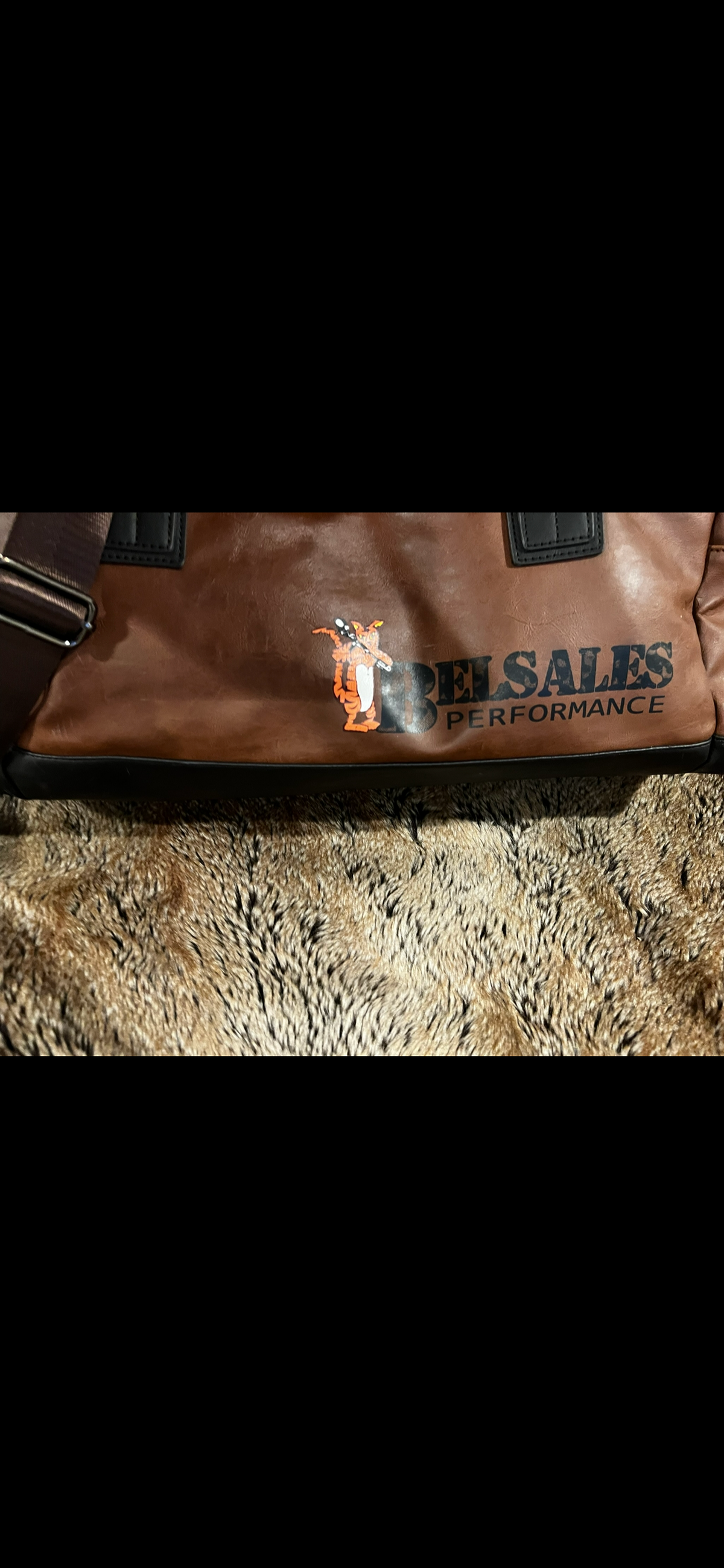 BELSALES EVOLUTION LEATHER BAG NEW
