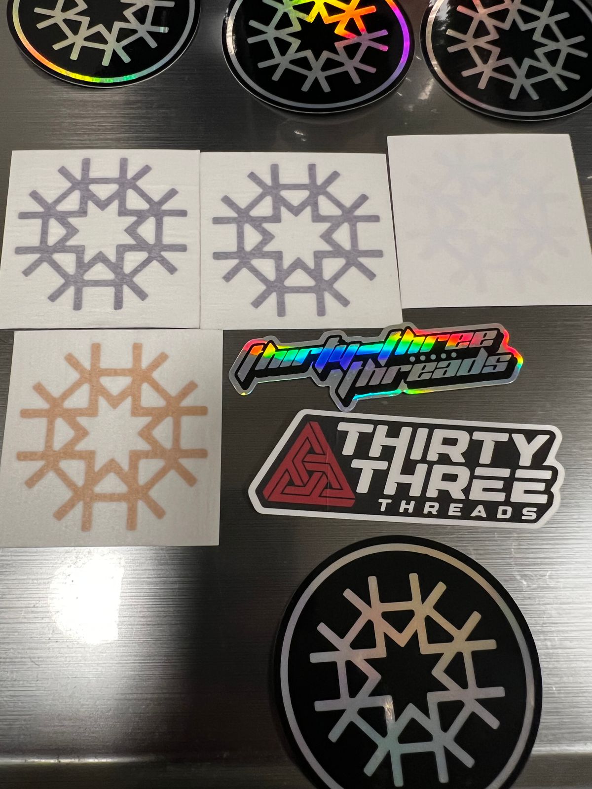 HIRMESIS LOT 13 Stickers, 2 MICRO FIBERS NEW, 1 GOLD KEYCHAIN, 1 REVERSIBLE WRIST BAND NEW! 