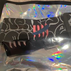 Enemy of the state, graffiti strap, Harley Quinn” New