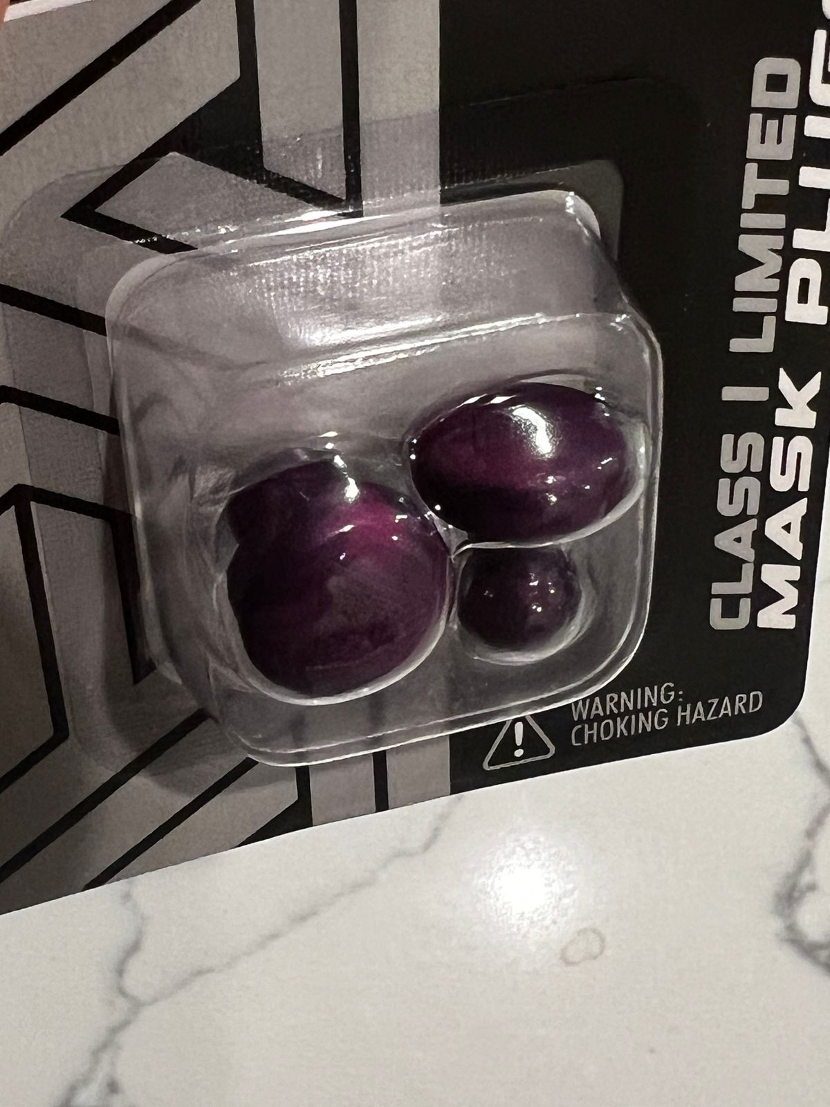 Thirty three threads “Kanola” plugs New