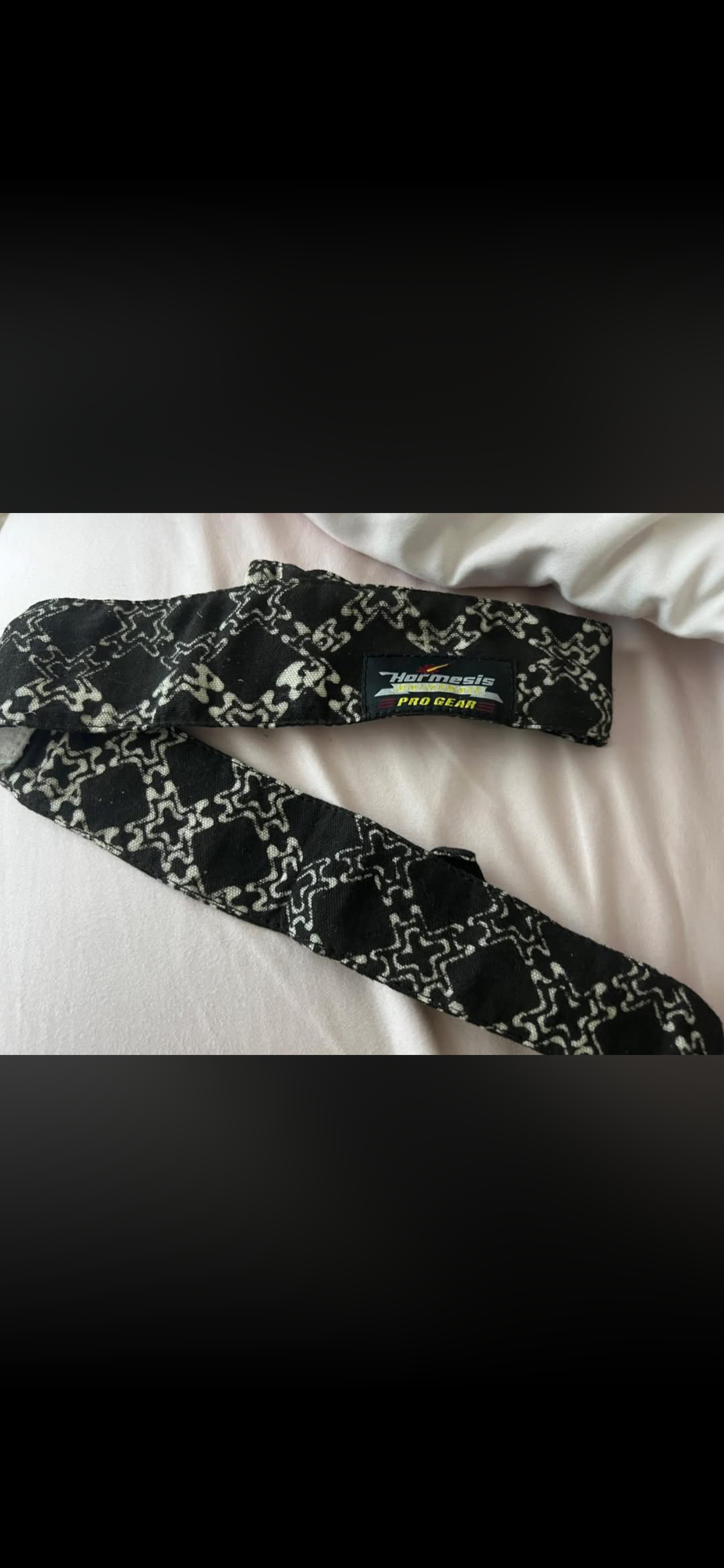 UNIQUE H HEADBAND NEW