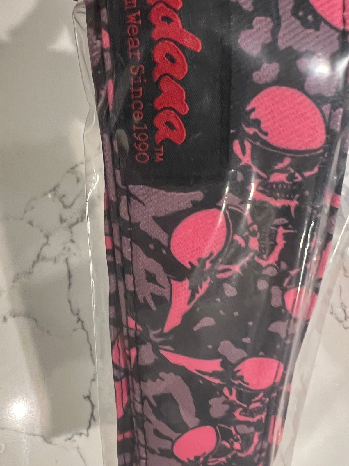 SANDANA BREAST CANCER AWARENESS HEADBAND LE 50 NEW