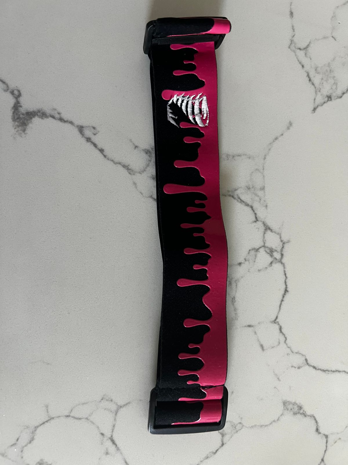 ENEMY OF THE STATE & TWISTER COLLABORATION GOGGLE STRAP BLACK & PINK NEW!!!