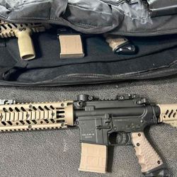 Two Tippmann Stormers w/bag 