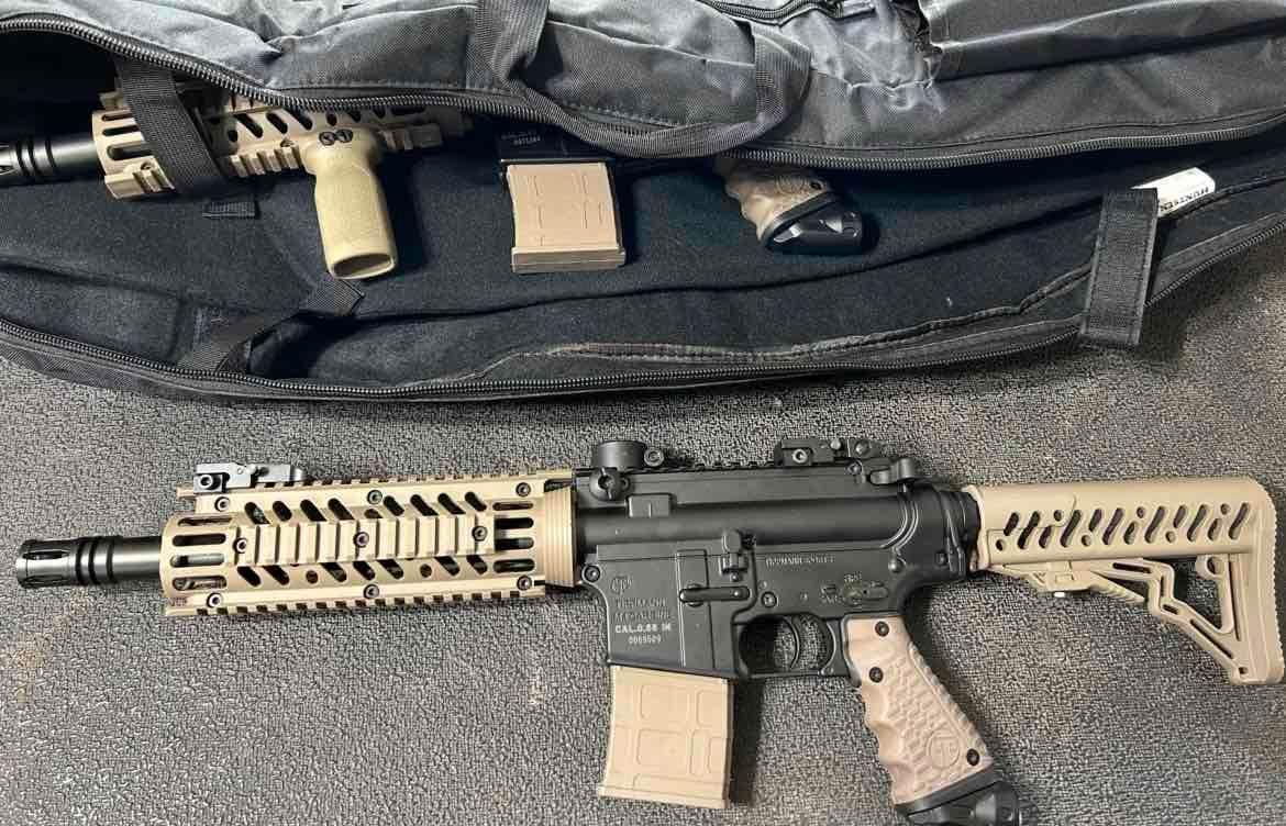 Two Tippmann Stormers w/bag 